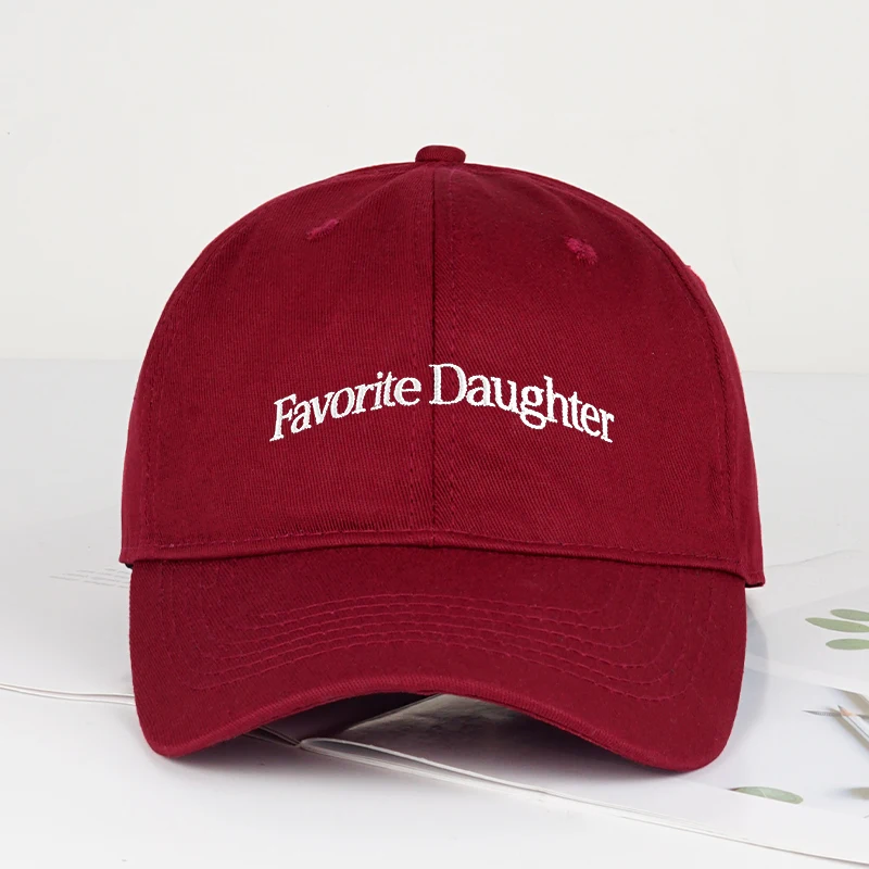 Lustige, mit „Favorite Daughter“ bestickte Baseballkappe mit weichem Schirm: Ein stilvoller, verstellbarer Sonnenhut, perfekt zum Einkaufen und für den Urlaub – Detail 5