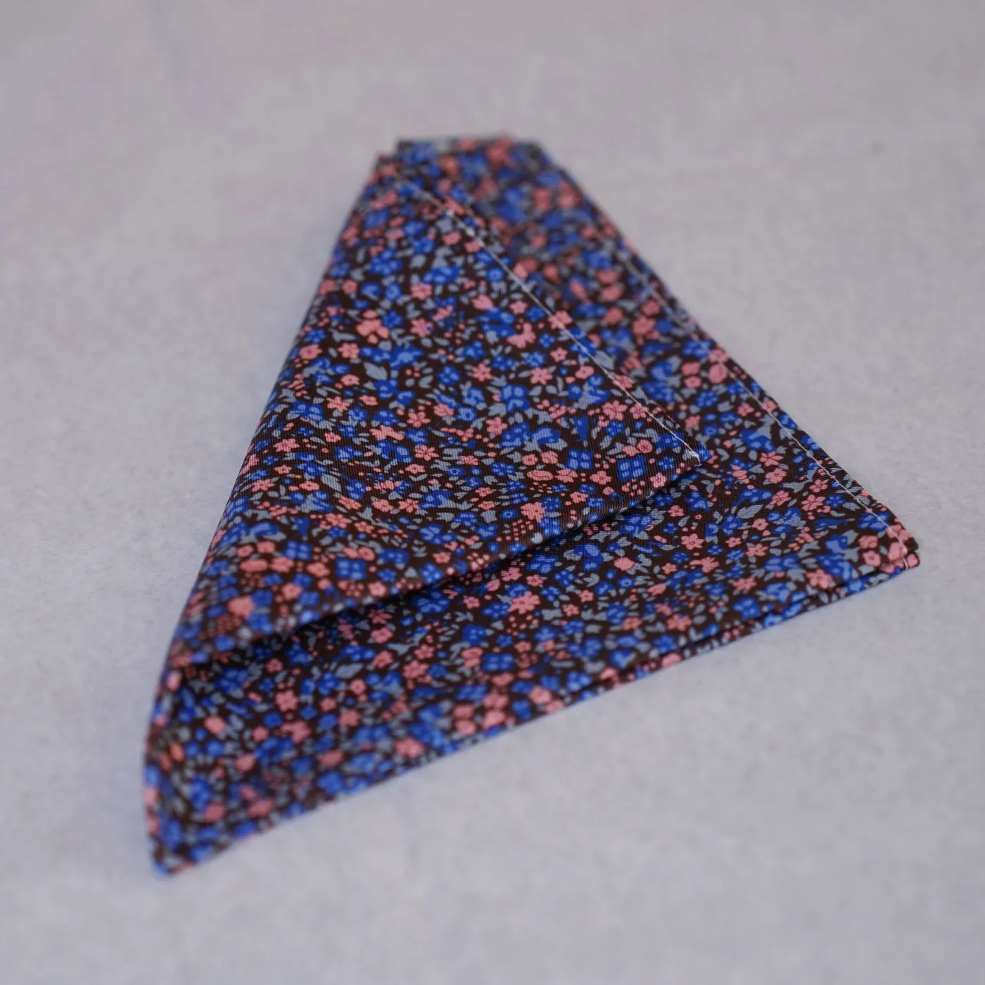 Мужской карманный квадратный модный Новое поступление, стильный складной квадратный носовой платок для мужских аксессуаров