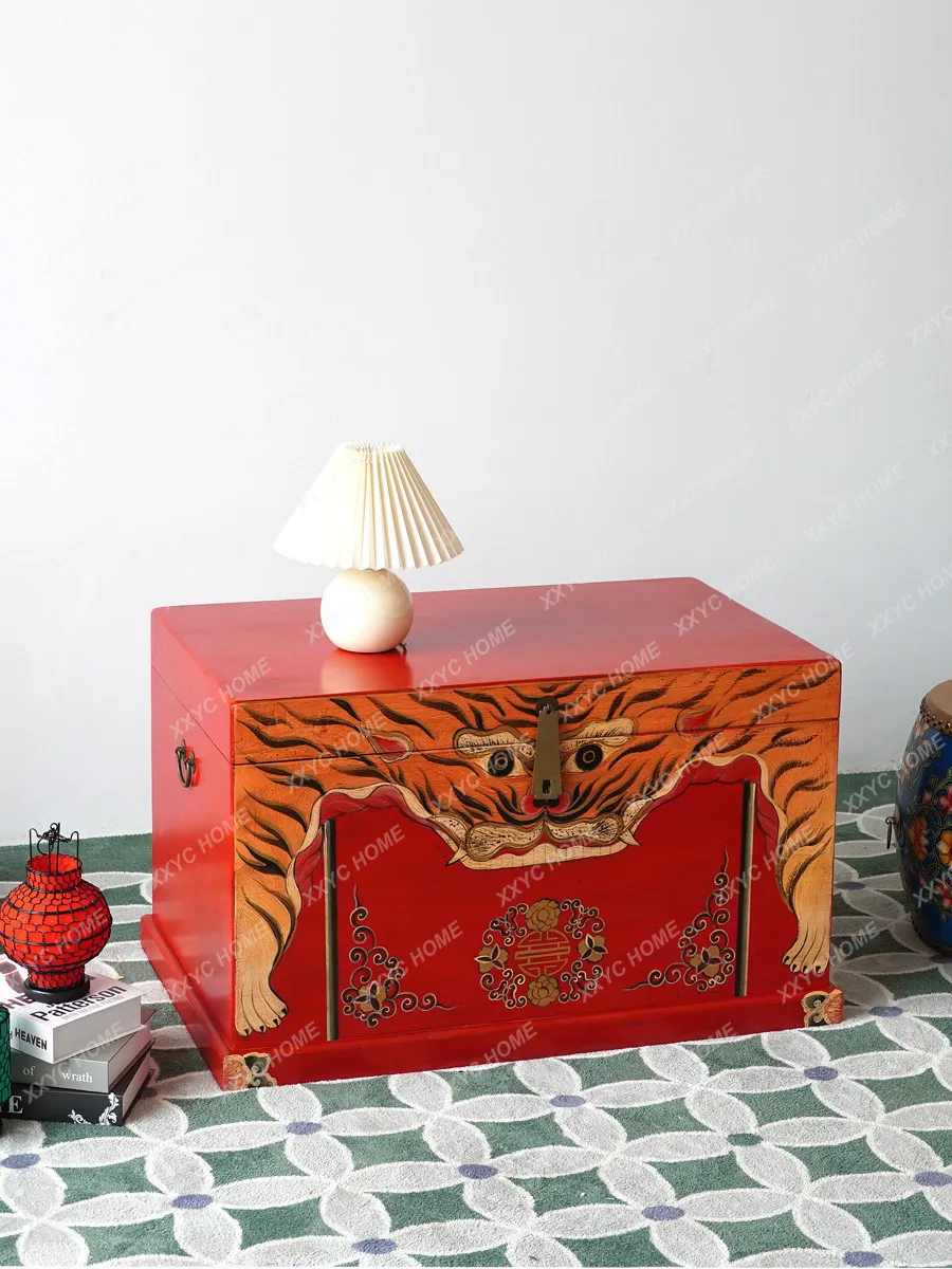 Chinese solid wood hand-painted box, retro painted large-capacity buckle box with storage small coffee table