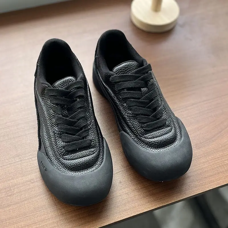 

Men's Shoes 2025 New Breathable Dad Shoes Thick Bottom Height Increasing Commuter Running Shoes Outdoor Casual Shoes