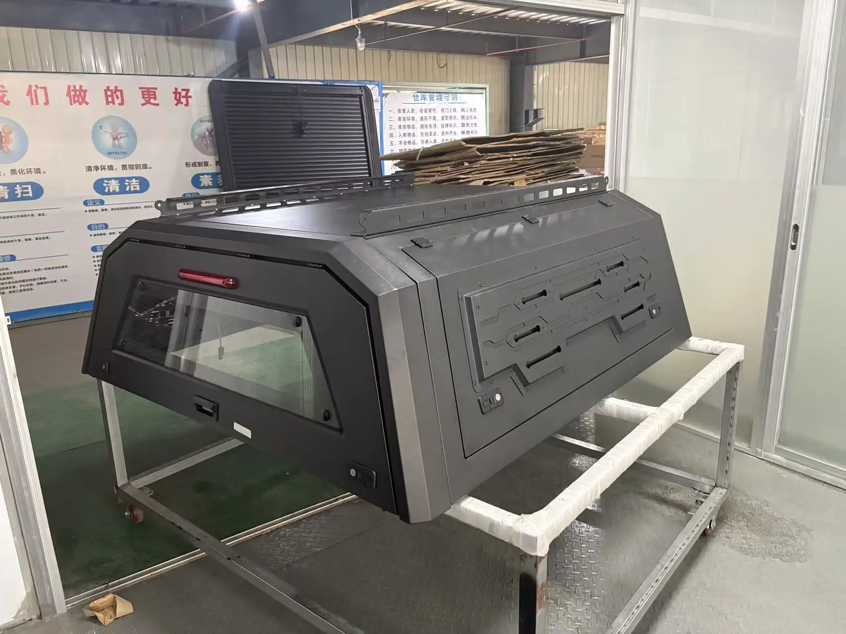 Durable Aluminum Alloy High Canopy Cover for Pickup Trucks-Easy Installation & Cargo Protection Auto Part