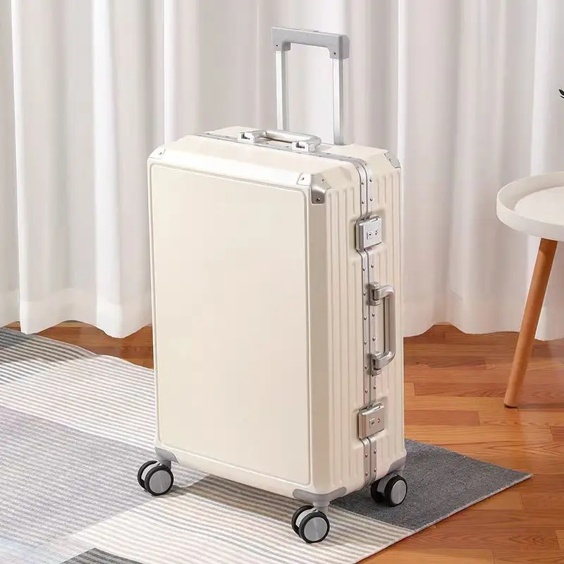 Men's Travel Suitcase for Business Boarding First Class Rolling Luggage for College and Business Male and Female Trolley Case