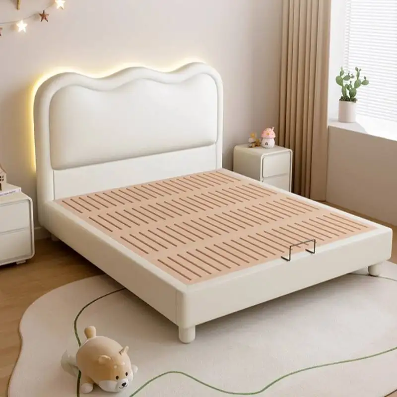 سرير أطفال أبيض بسيط وبسيط وفاخر وآمن بتصميم عصري للأطفال سرير أطفال فردي مخصص خشبي Lettino Per Bambini Furniture