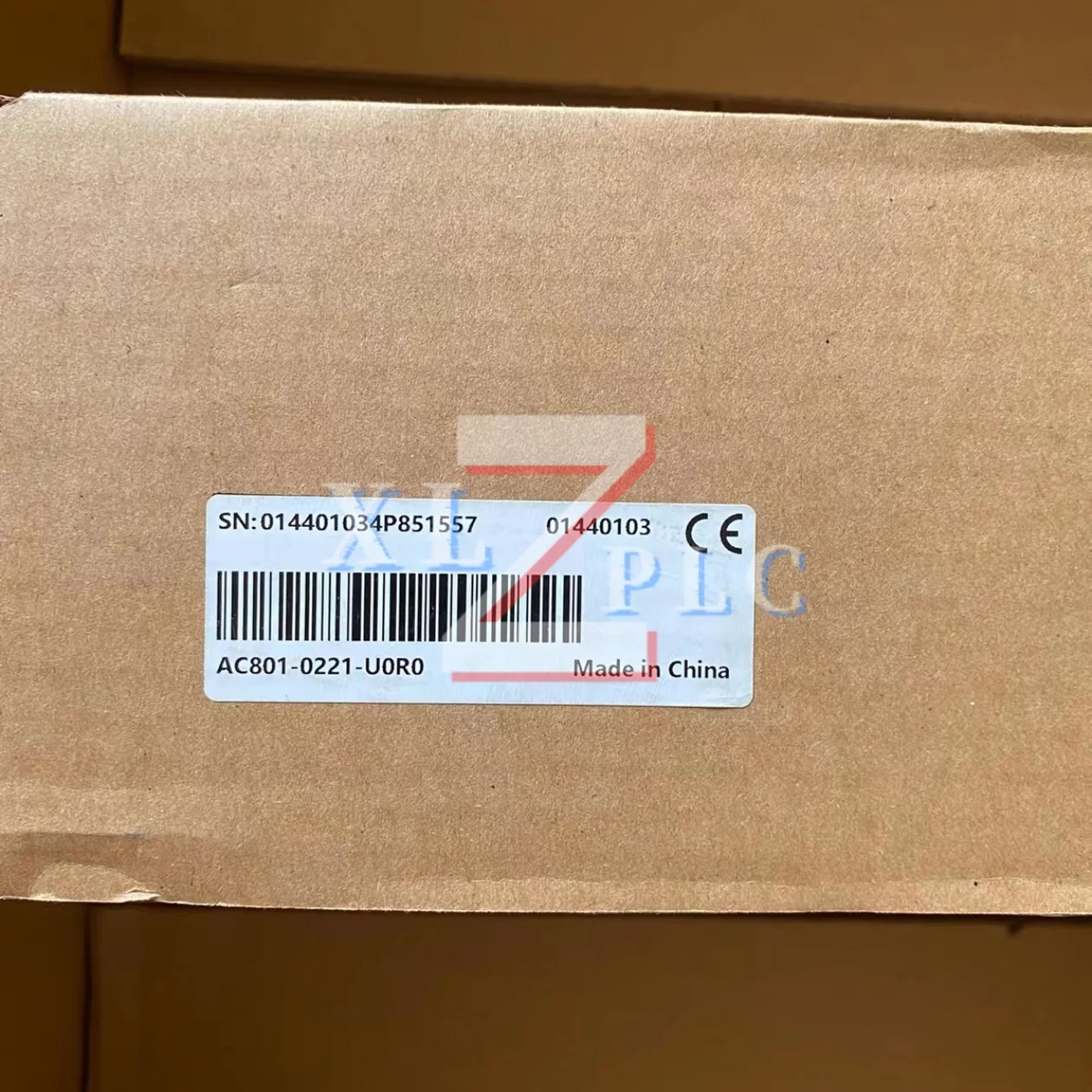 

AC801-0221-U0R0 AC810-0122-U0R0 модуль plc новый оригинальный