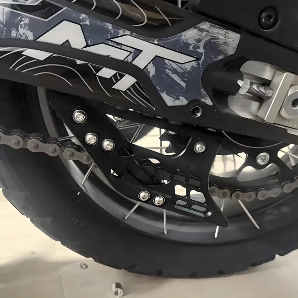 

For CFMOTO 450MT MT450 New Motorcycle CNC Chain Swingarm Guide Slider Roller Guard Chain Protect Cover Accessories 2024 2025