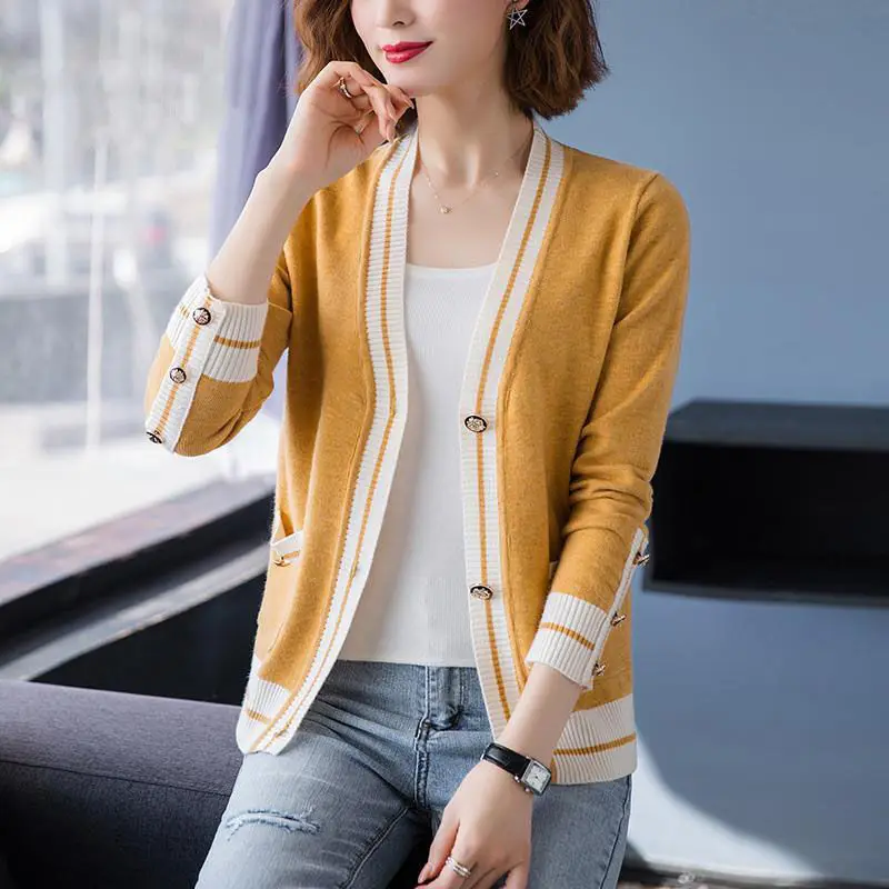 Spring Autumn Contrast Color Screw Thread Women\'s Button Pockets Cardigan Lantern Long Sleeve Sweater Coats Office Lady Tops