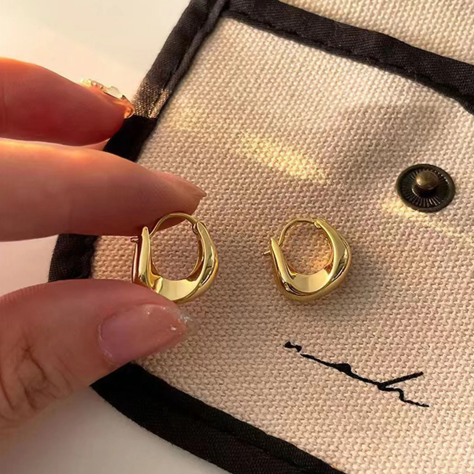 

Серьги из стерлингового серебра 925 пробы для женщин, универсальные серьги-кольца для милых девушек, модные украшения, новогодние подарки, аксессуары