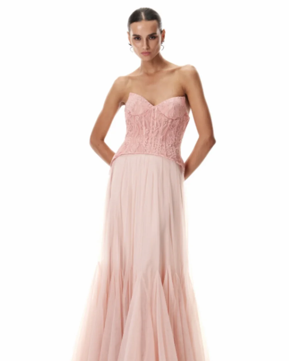 

Customized Elegant Women Tulle Applique Ruched A-line Evening Dresses Modern Style Strapless Sleeveless Floor Lenght Party Gowns