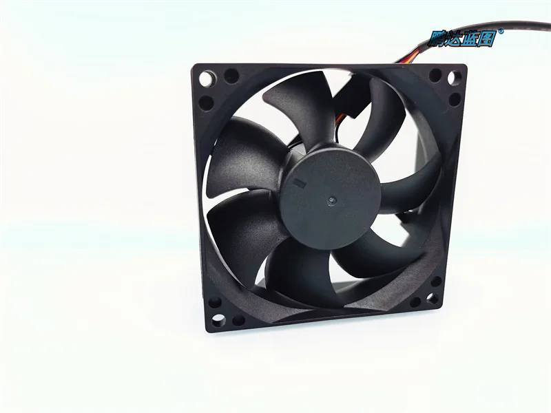 New 8025 silent 8CM cm hydraulic PWM temperature controlled 12V computer chassis motherboard exhaust and cooling fan 80*80*25MM