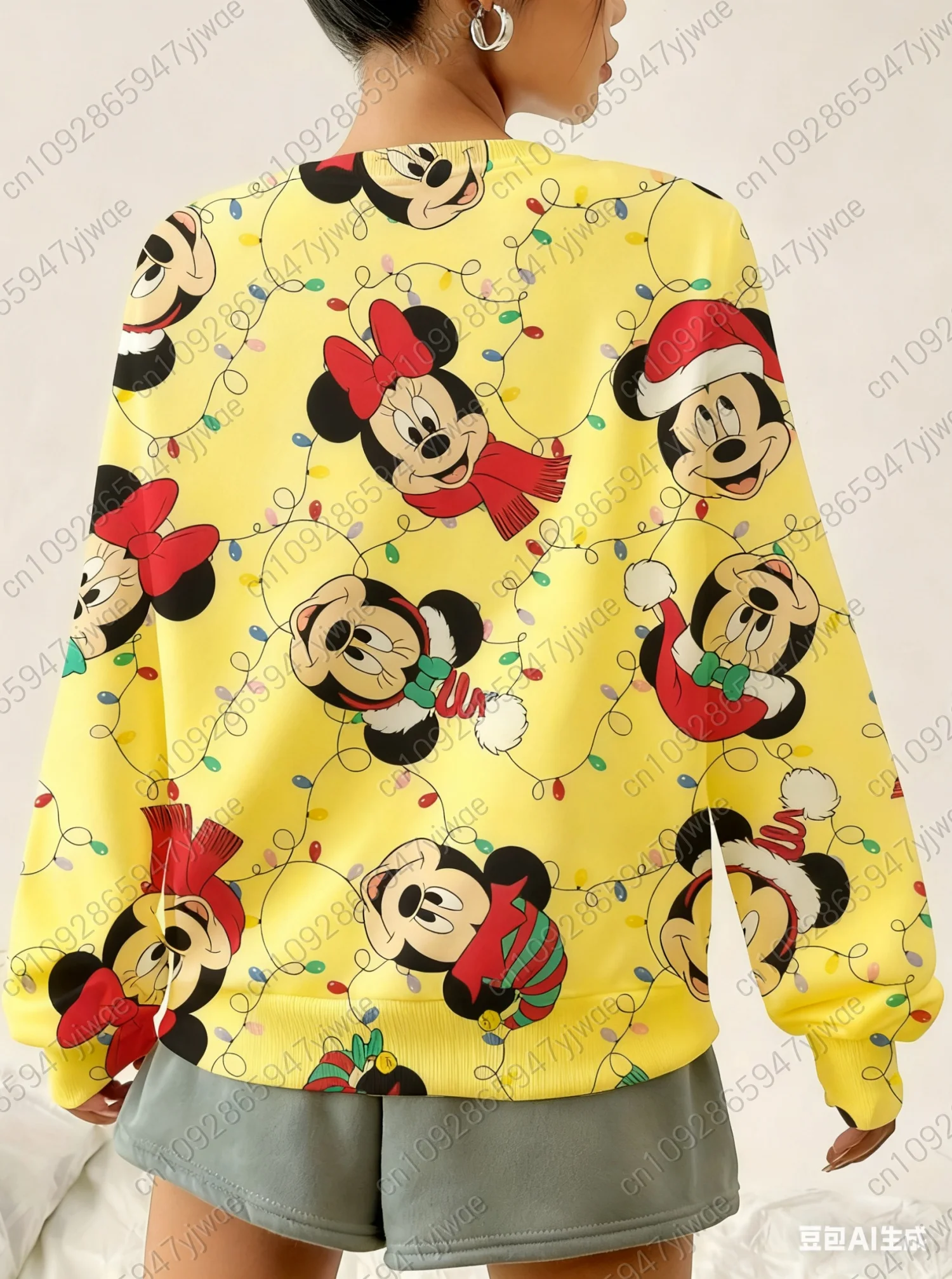 2025 winter Women Christmas Mickey Minnie Women's Round Neck Sweatshirt Hoodie Females Girl Tops Women Clothing