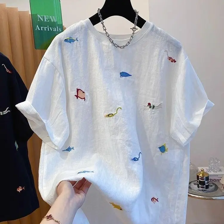 2025 Summer New Round Neck Embroidered Design Niche Fashion Top Women Loose Fitting Flesh Blocking Slimming Shirt