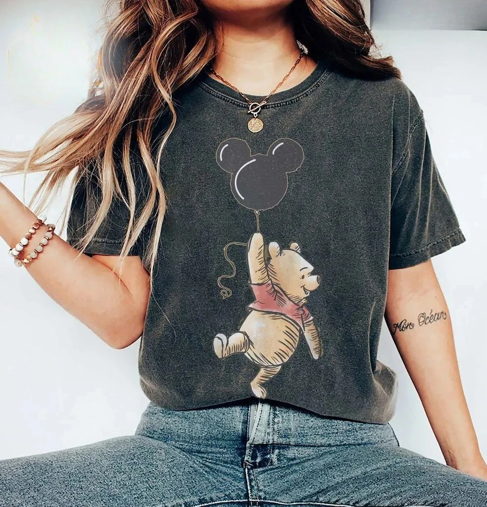 เสื้อยืดดิสนีย์วินนี่เดอะพูห์ผ้าฝ้ายผู้ชายผู้หญิงลำลองอินเทรนด์สตรีทแวร์โอเวอร์ไซส์หลวมแขนสั้นชุดยูนิเซ็กส์สำหรับงานอีเว้นท์