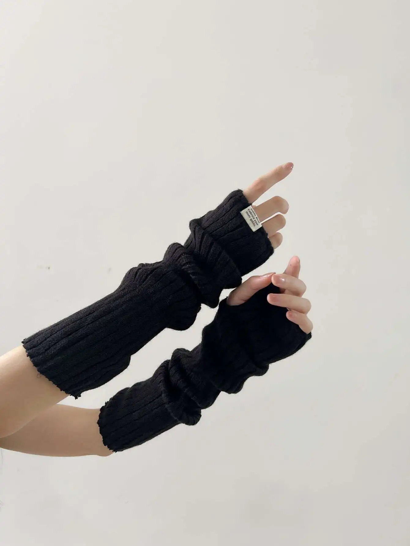 

1pair Fashionable Logo Printed Fingerless Gloves For Women, Warm Arm Sleeve Sun Protection CoverCold Gloves Y2k