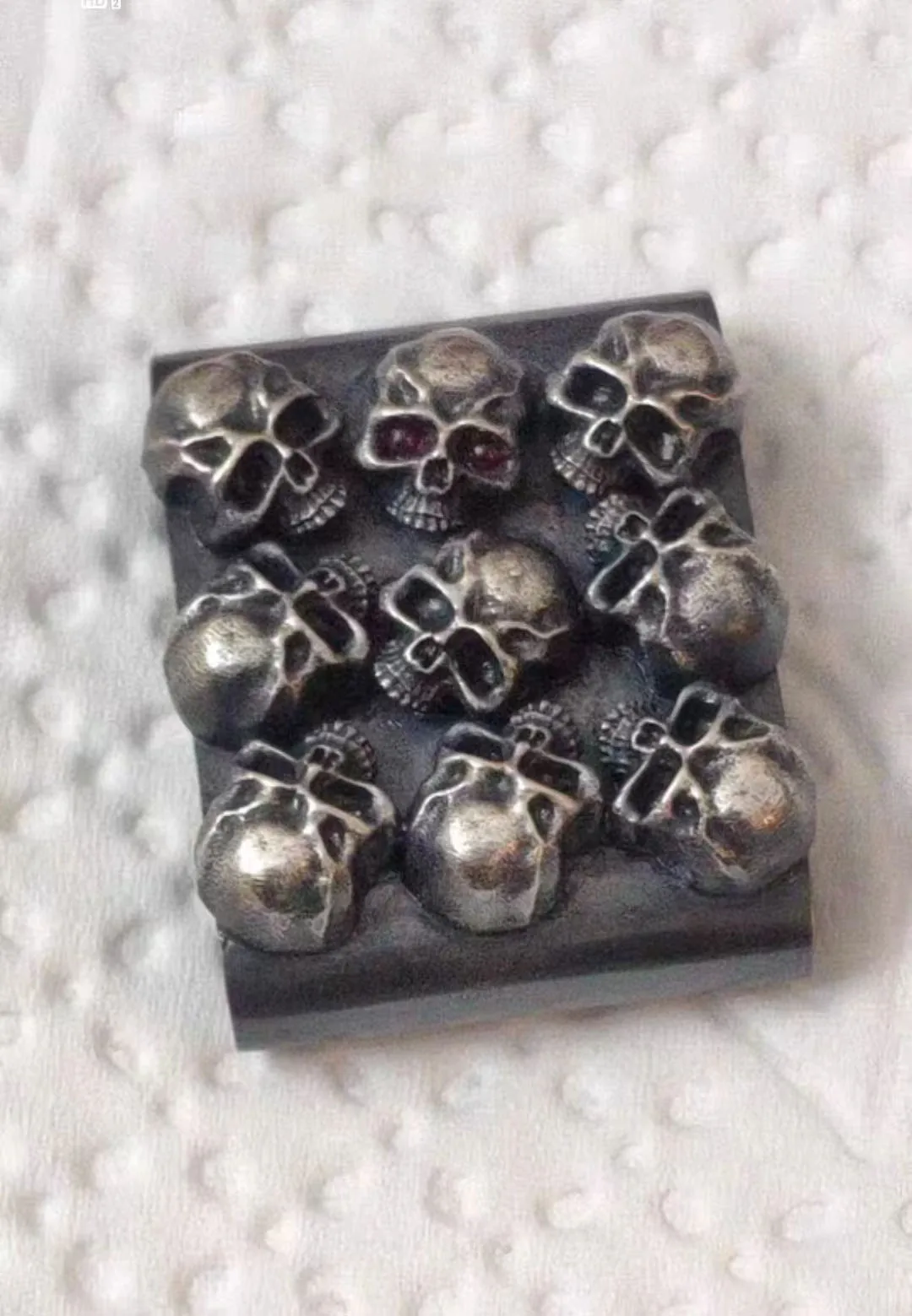 1 Piece Hand Made Silver Skulls MOLLE Clip