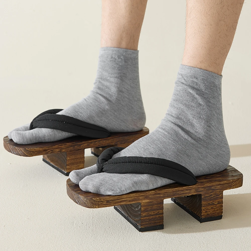 3 Pairs Toe Socks Men Summer Thin Crew Short Socks with Grip Anti-slip Two Finger Socks Sports  Solid Color