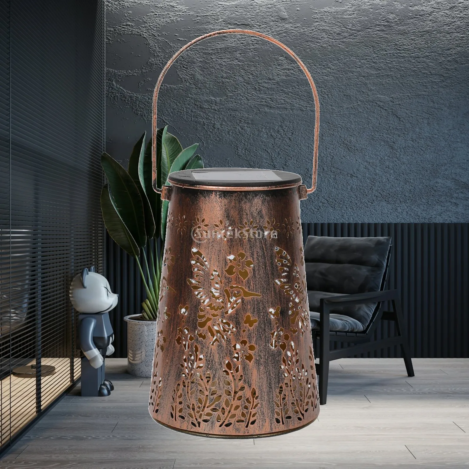 Solar Lantern LED Hanging Light Waterproof Vintage Metal Lantern Outdoor Garden Lighting for Patio Path Courtyard Decor