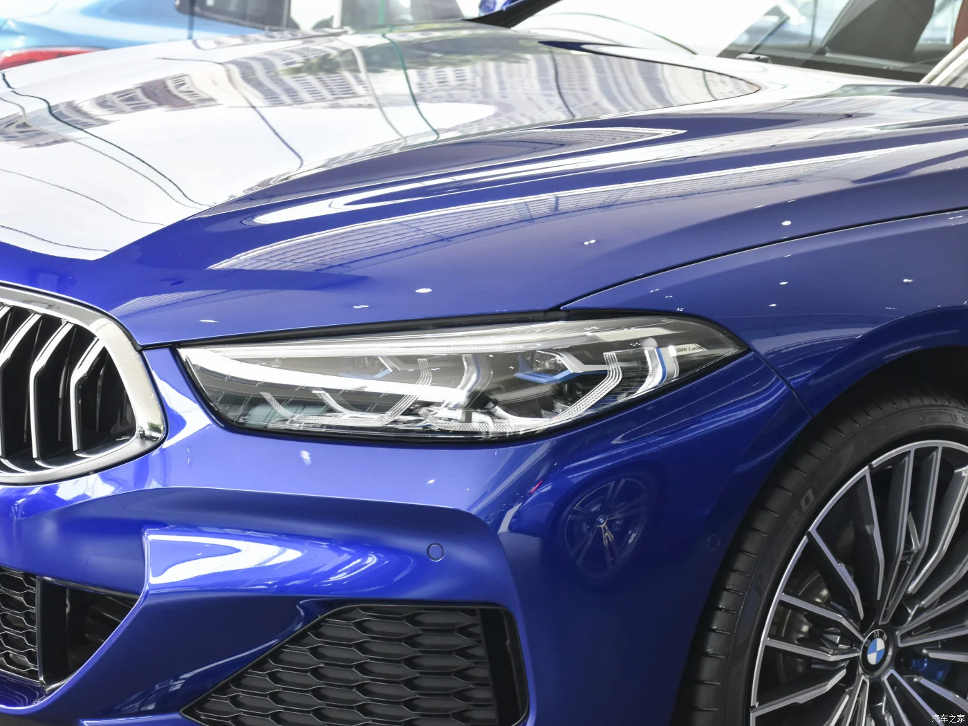 YEA السيارات سيارة العلوي الزجاج PC عاكس الضوء غطاء عدسة مصباح لسيارات BMW 8 سلسلة G14 G15 كشافات غطاء للعدسات 2017 - 2022