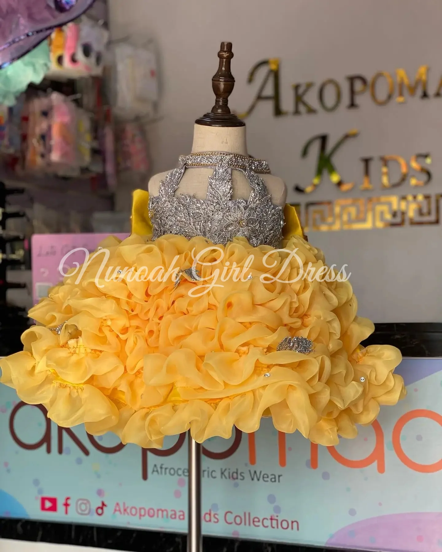 Preciosos vestidos de flores para niña, para boda, con cuentas hasta la rodilla, volantes, fiesta de cumpleaños para niños, vestido de fiesta de primera comunión personalizado