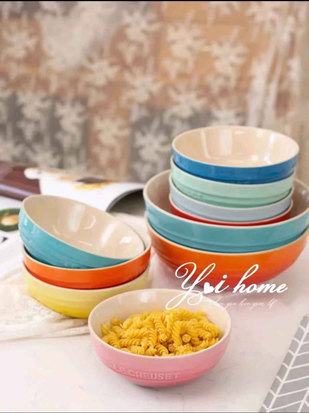 

Многофункциональная суповая миска Le Creuset 20 см, для салатов и фруктов, керамическая, круглая, для домашнего использования, пригодна для мытья в посудомоечной машине