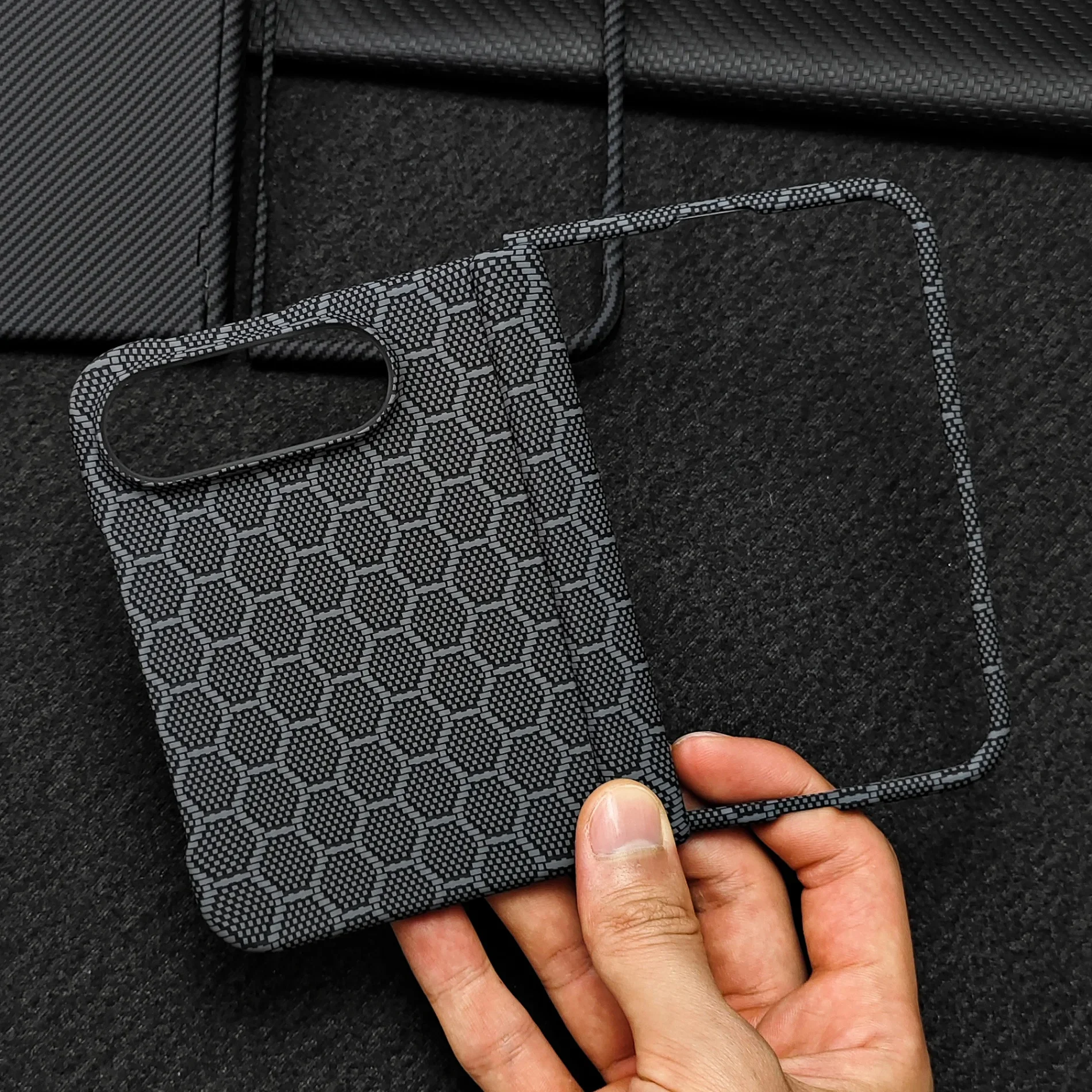 Business Kevlar Fiber Texture Slim Design Magnetic Case for IPhone Duo Shockproof Wireless Charge Hard Cover for IPhone Ultra