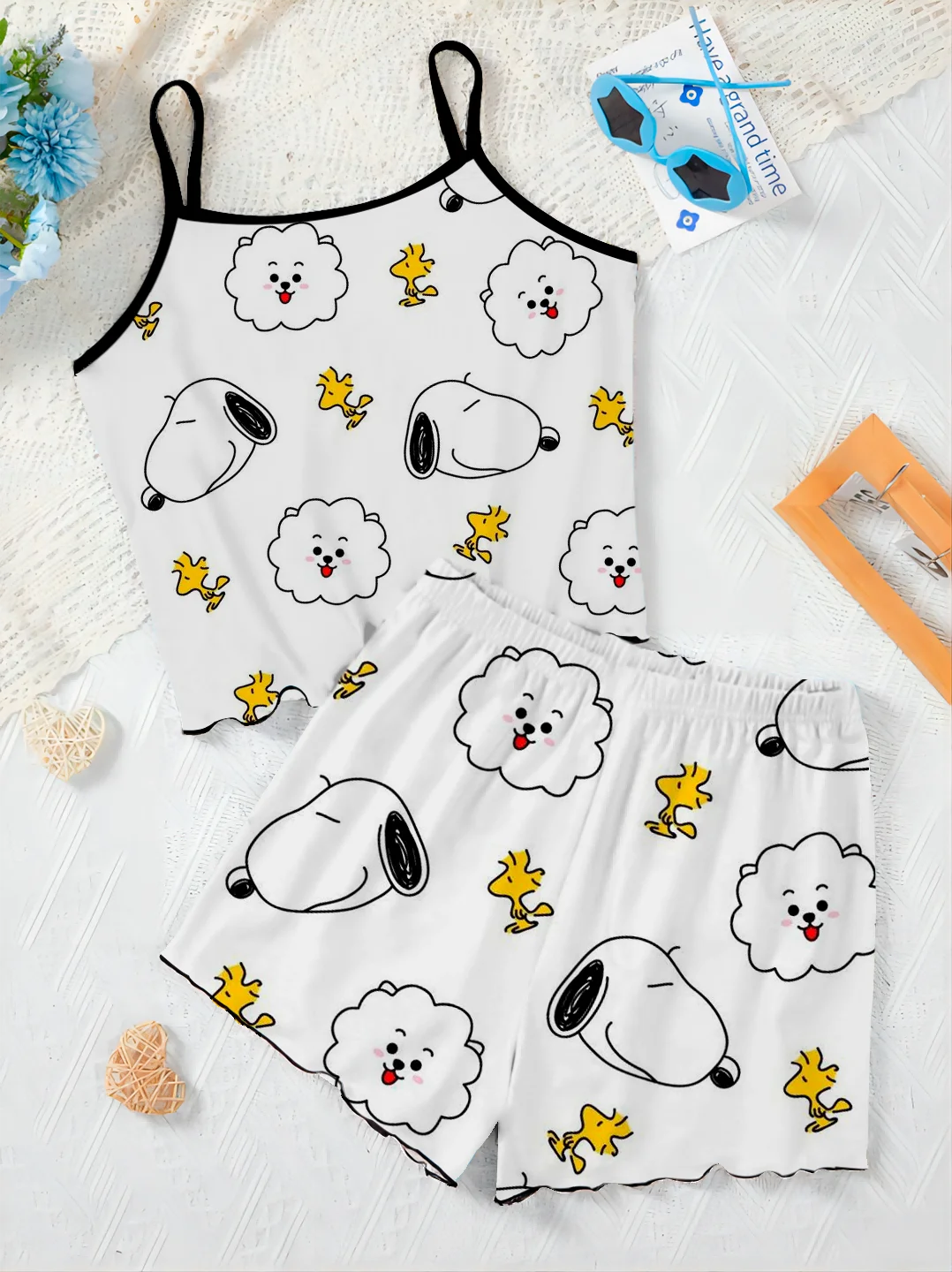 Disney-Conjunto feminino de duas peças com guarnição de alface, superior e inferior curtos, vestido deslizante, camiseta doméstica, terno elegante, peças Disney