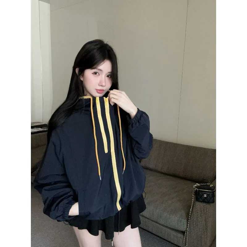 

Женская куртка-худи в американском ретро-стиле с контрастными вставками, на молнии, свободного кроя, черная, в уличном стиле, Nicole Rose