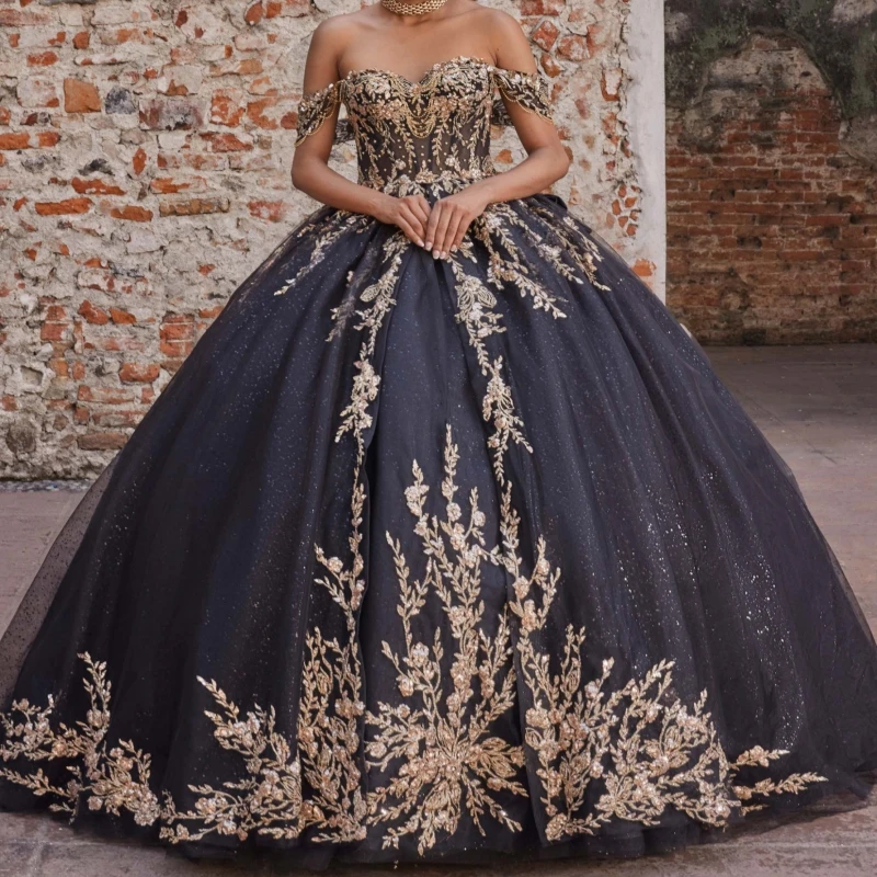 

Black Shiny Quinceanera Dresses Ball Gown Off The Shoulder Gold Applique Lace Beads Bow Tull Corset Party Birthday Sweet 16
