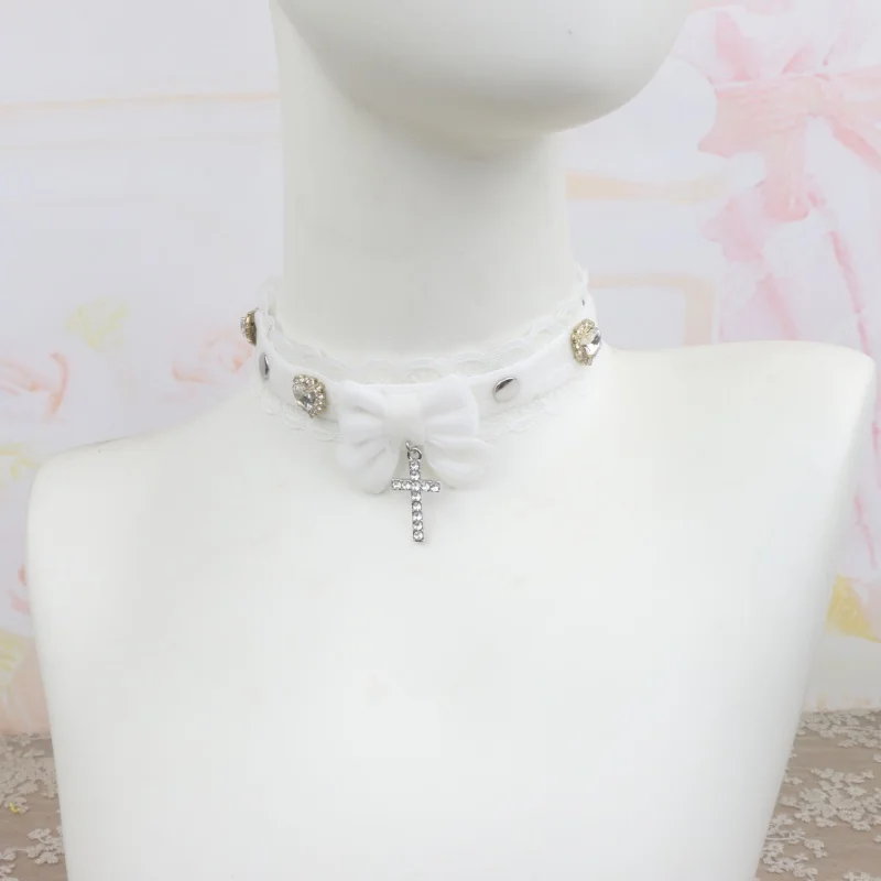 Gothic Lolita Velvet Choker Necklace with Bow Cross Sweet Girl‘s Necklace Goth Lace Vintage Y2K Girls  Jewelry Accessories