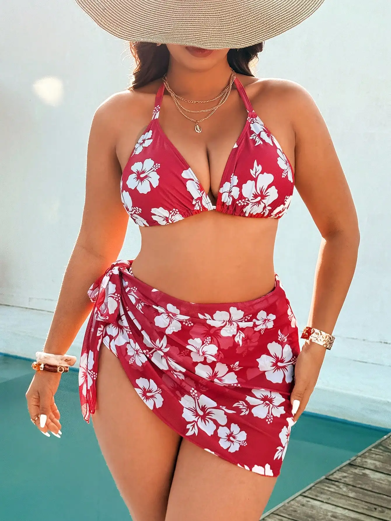 

Vibrant Red And White Hibiscus Print 3-Piece Swim Set: Halter Top Plus Wrap Skirt For Summer Beach Wear