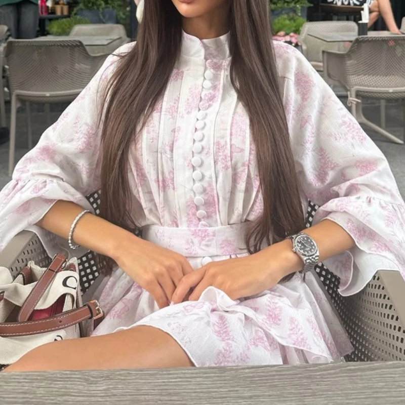 짧은 프린트 드레스 여성용 2026 신상 작은 스탠드 칼라, 나팔 소매, 싱글 브레스티드 레이스업 A라인 스커트