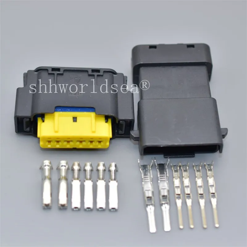 1Sets 6 Pin 1.5/2.8mm female 902970-00 Auto Pump Plug Headlight Lamp Cable Socket 13602477 For Peugeot Citroen