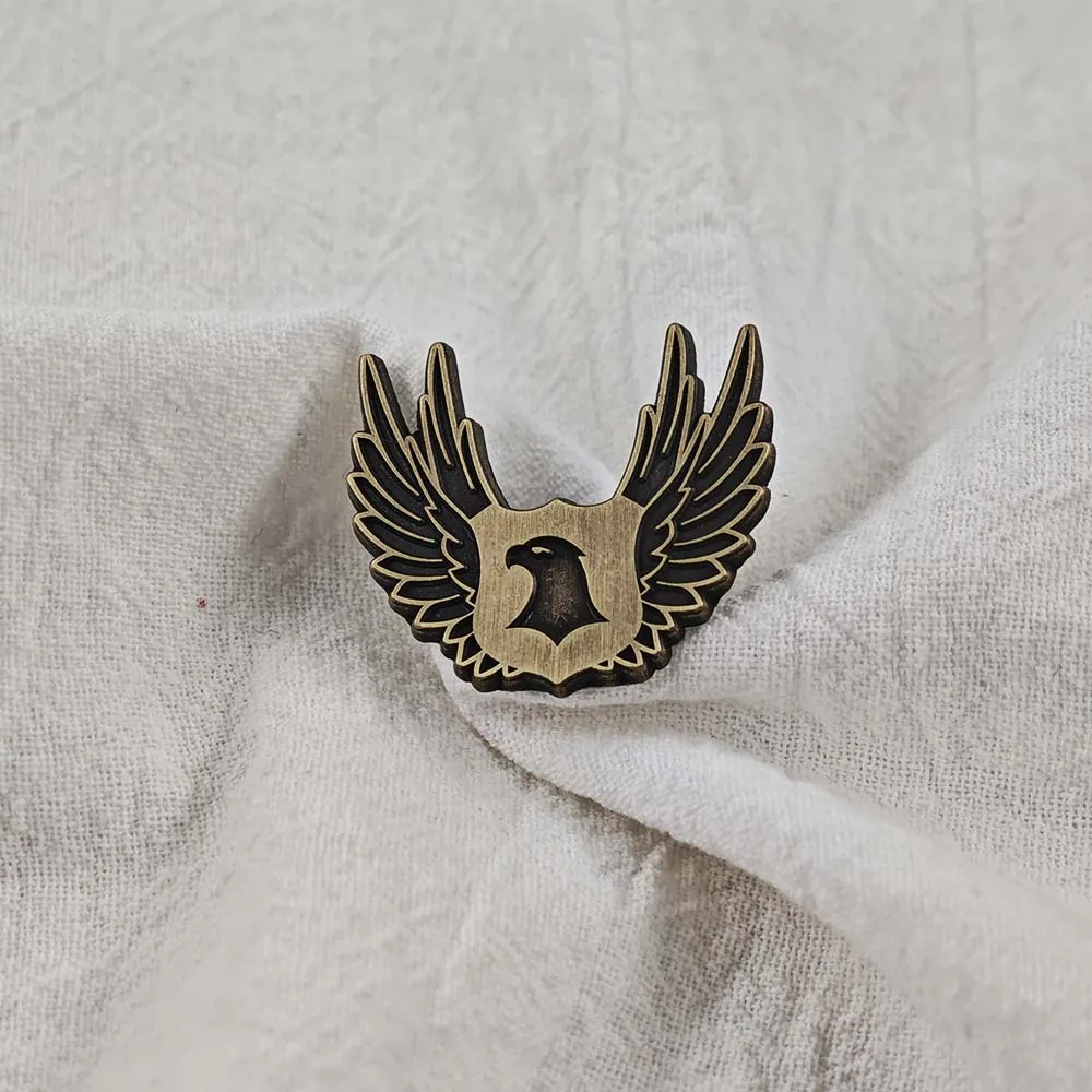 Escape From Tarkov Metal Brooch Eagle Shield Badge Killa Boss Symbol Pin Game Fans Cosplay Costume Tactical Jacket Bag Charm Gif