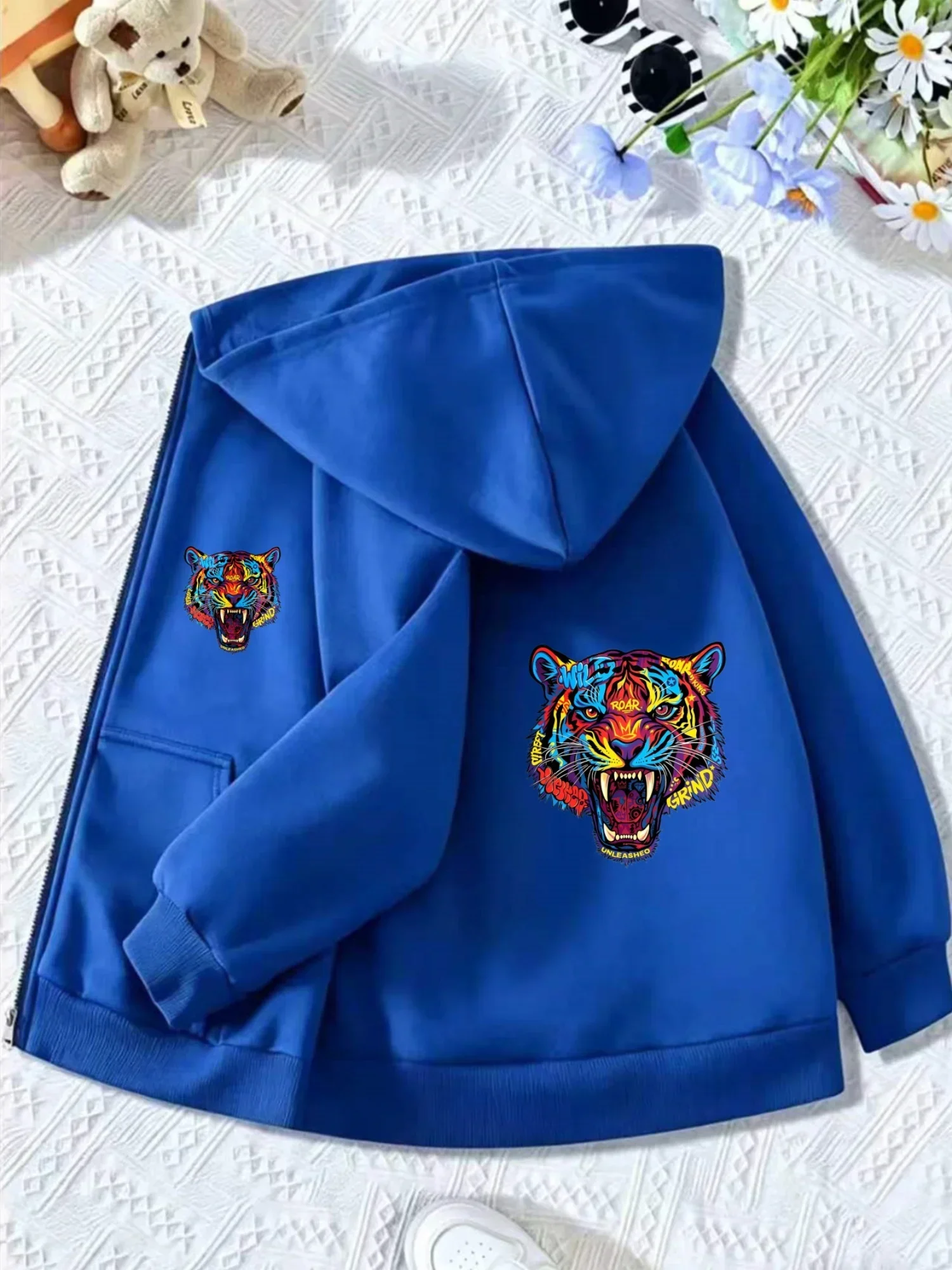 Kids Trendy Double Print Graffiti Wild Tiger Head Graphic Zip Hoodie Boys Long Sleeve Loose Lightweight Outerwear