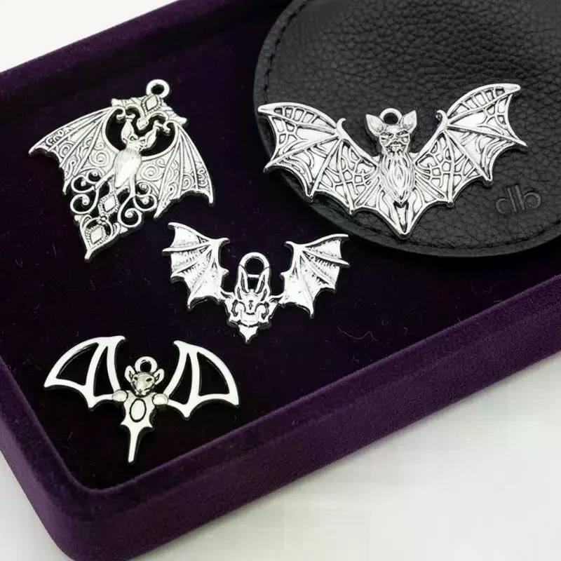 4pcs Gothic Vampire Bat Charm Retro Bat Halloween Pendant Designer Charms For Jewelry Making DIY Jewelry Findings