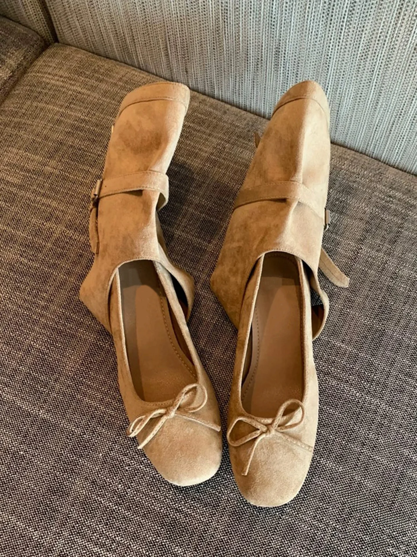 nouvelles-bottes-courtes-ballerines-pour-femmes-2026-–-bottes-mi-mollet-tendance-a-nœuds-confortables-avec-semelle-exterieure-en-caoutchouc-souple