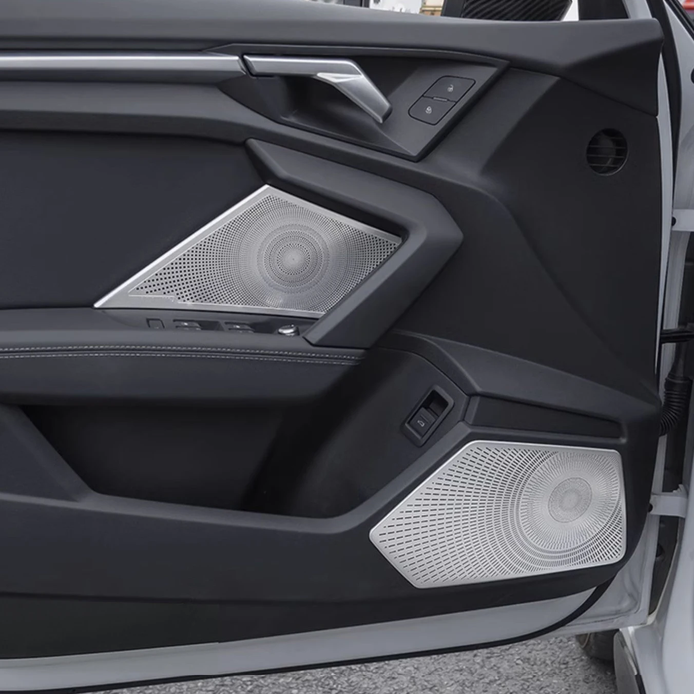 

Metal Door Speaker Stereo Audio Covers for Audi A3 2021 2022 2023 2024 2025 Models
