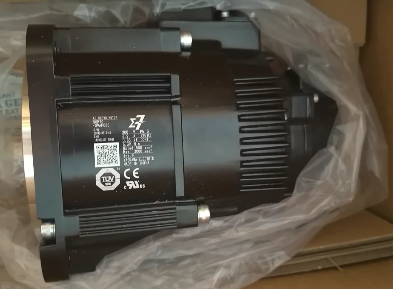 SGM7G-09AFC6C Brand New Servo Motor，Fast shipping，SGM7G 09AFC6C
