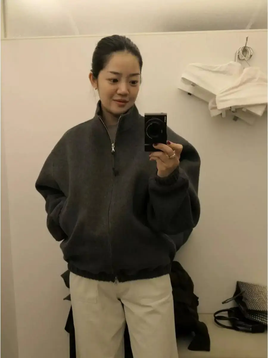 

Женская куртка свободного кроя на молнии, мягкая, удобная, повседневная, универсальная, с воротником-стойкой, верхняя одежда, зимняя коллекция 2025