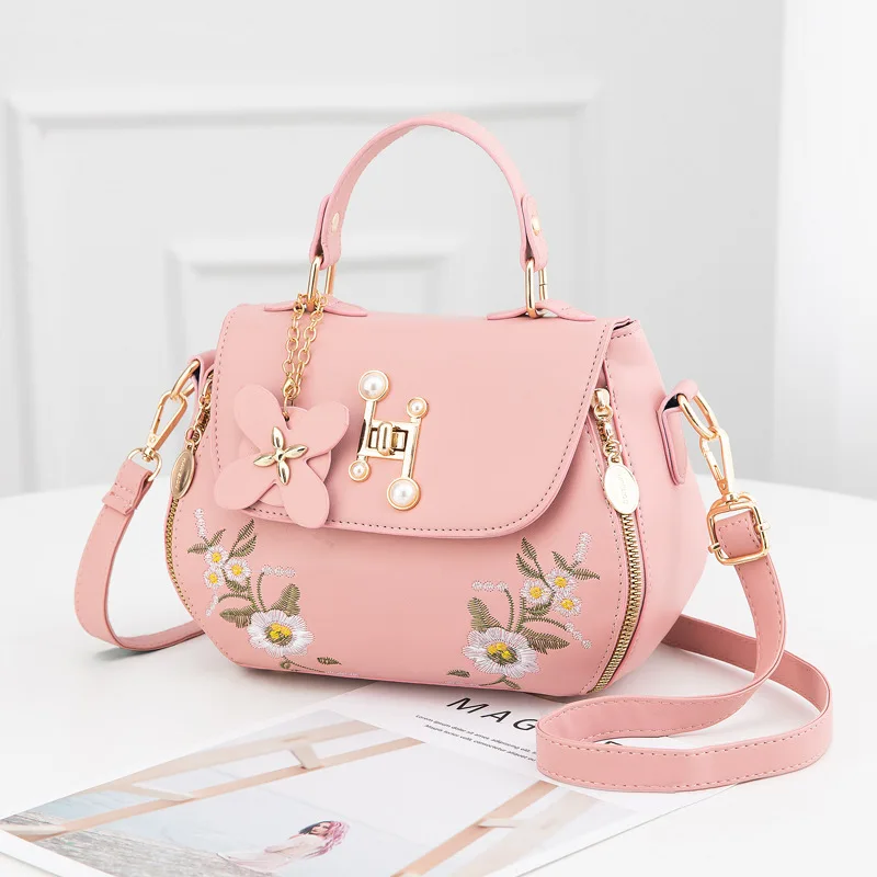 2024 New Trendy Internet Celebrity Women\'s Handbag Bag Shell Shaped Fashion Embroidered Crossbody Single Shoulder Bag Female