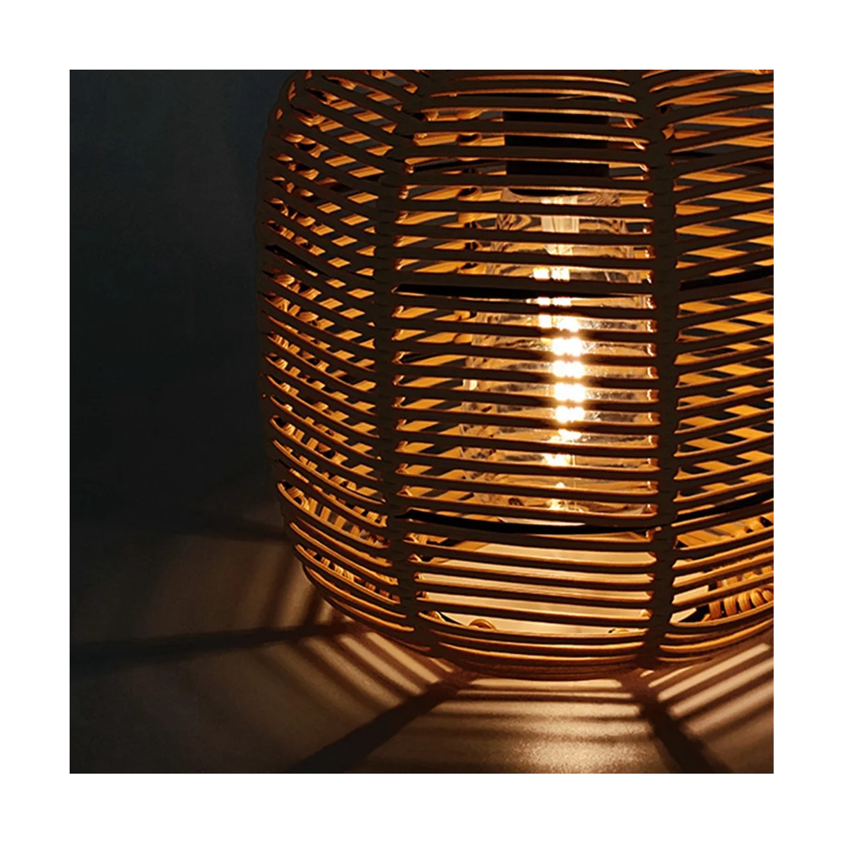 Solar Rattan Hanging Lantern,Solar Lantern with Handle Solar Outdoor Lantern Decorative Lights for Garden Yard