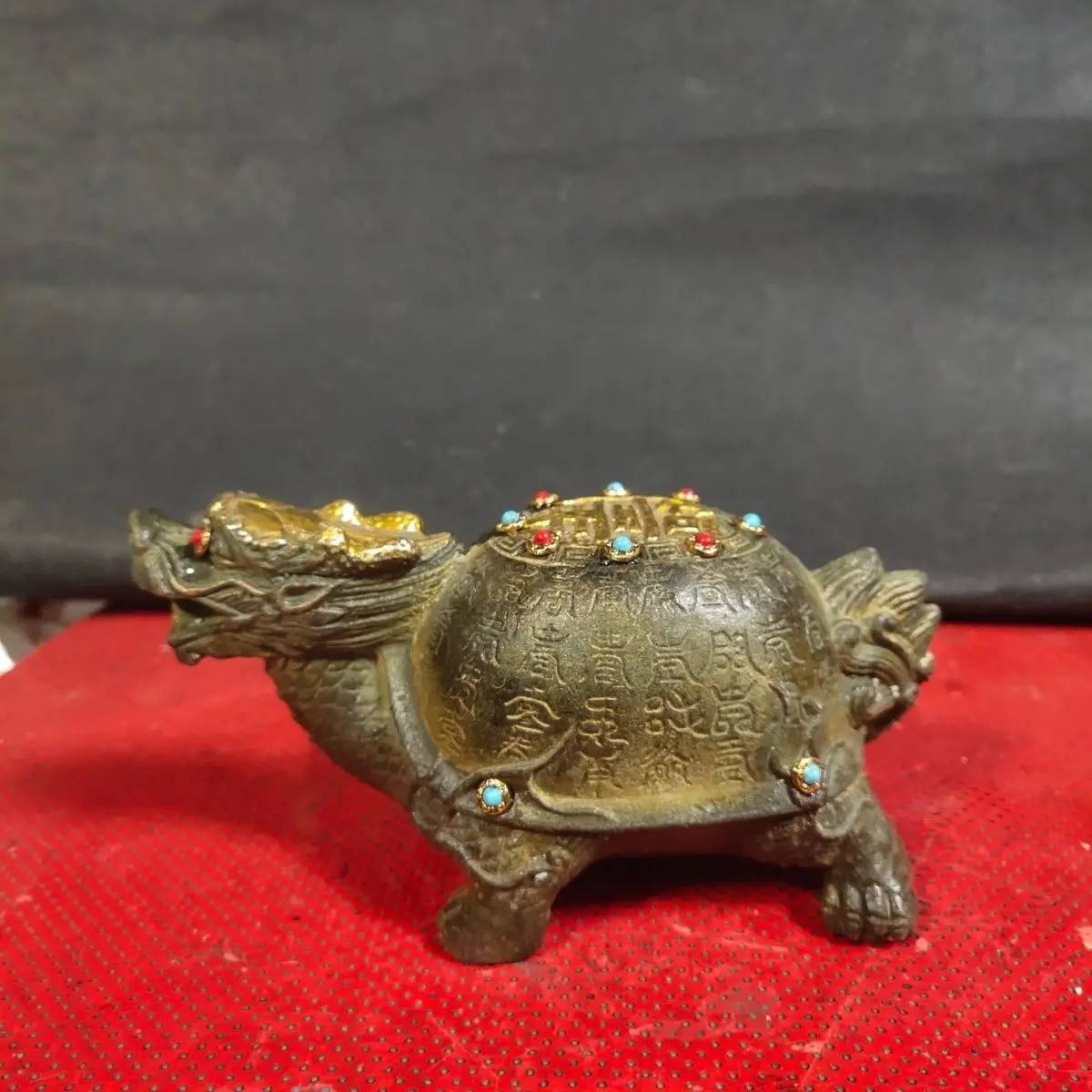 Collectibles Pure copper dragon turtle inlaid with turquoise gemstones, the fine specifications of workmanship are as shown in t
