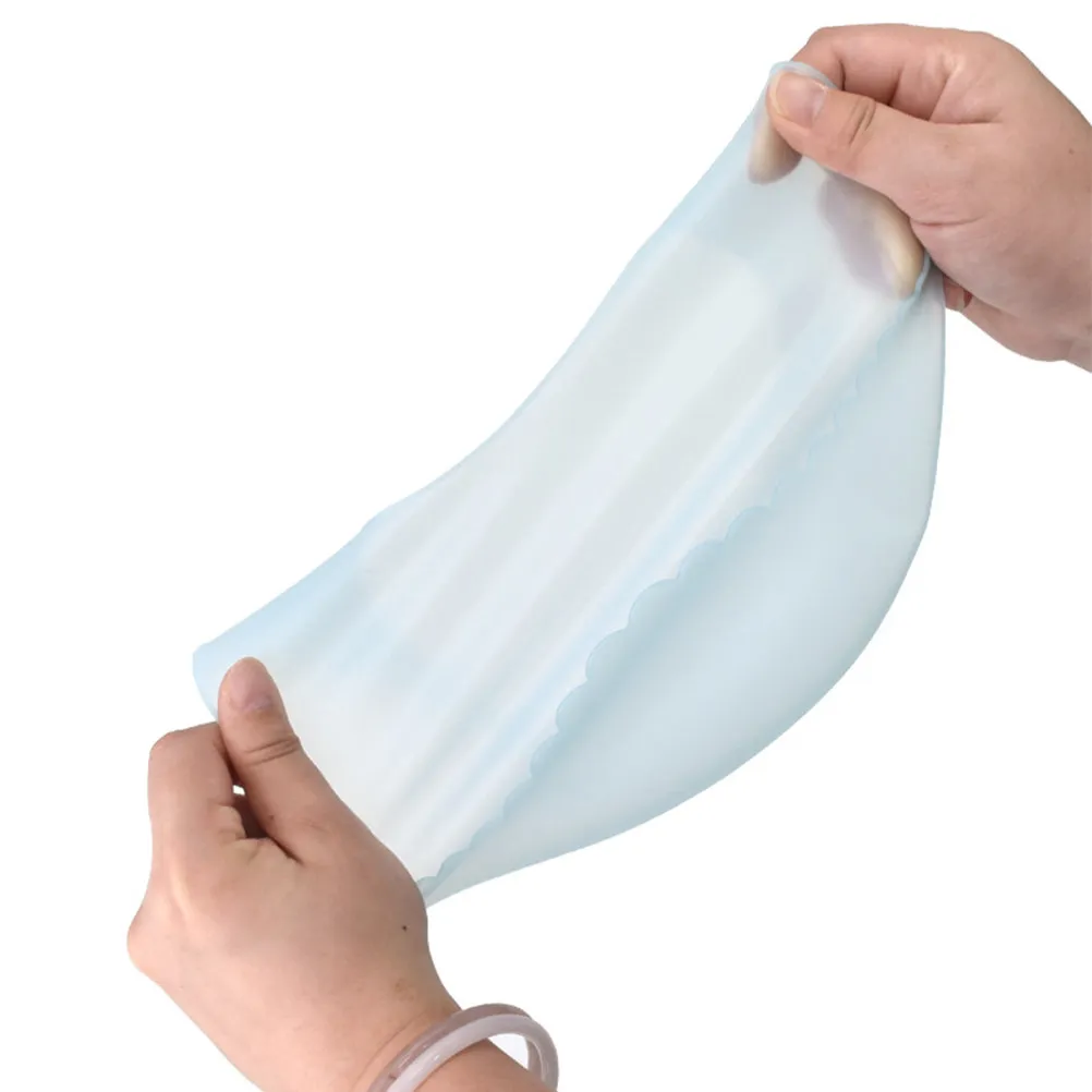 

2Pcs Silicone Baby Bibs Lightweight Skin-Friendly Drool Bibs with Pocket Design Adjustable Neck for Feeding Teething Toddlers