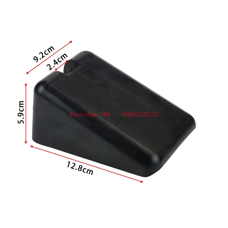 

L85-6081 Hood Bumper Bracket