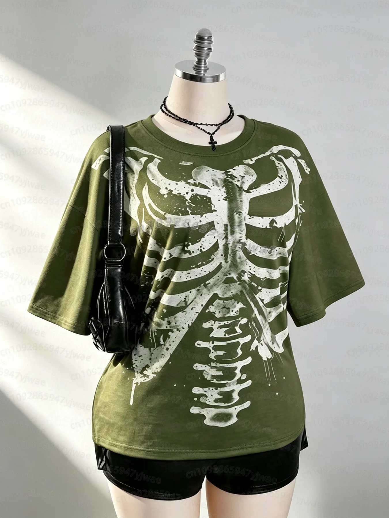2026 Damen Halloween Skelett Brustkorbe Grafik T-Shirt Y2k Alt Goth Punk Distressed Totenkopf Knochen Print Kurzarm Damen T-Shirt – Detail 15
