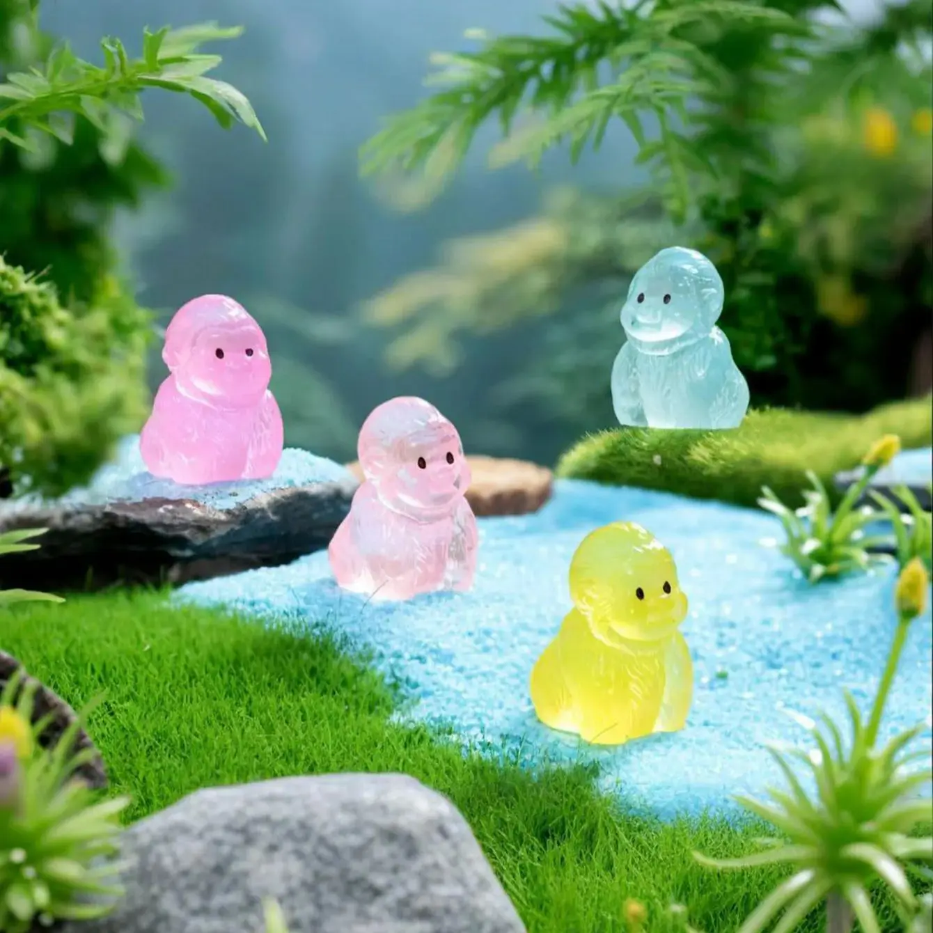 10/20 Stück leuchtende Mini-Gorilla aus Kunstharz, leuchtet im Dunkeln, kleine Miniatur-Schimpanse, kleine Affen-Tierfiguren für DIY-Feen-Garde