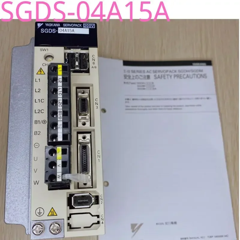 

Brand New Original servo driver SGDS-04A15A