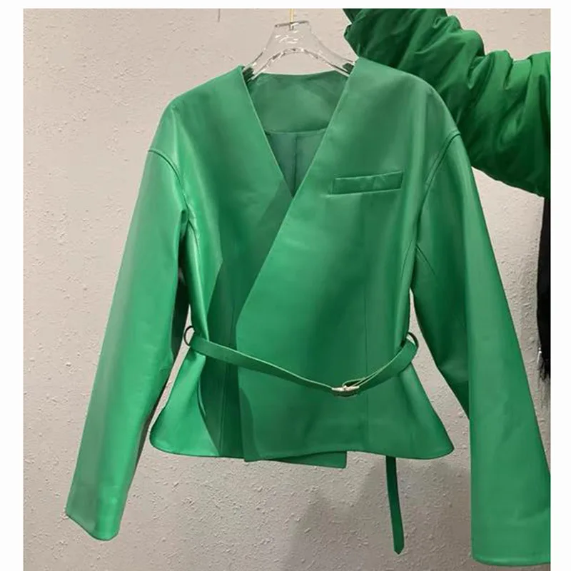 Giacca in pelle da donna primavera autunno di alta qualità corta moda con scollo a v cintura chiusura in vita sottile pelle di pecora nuovi capispalla blazer