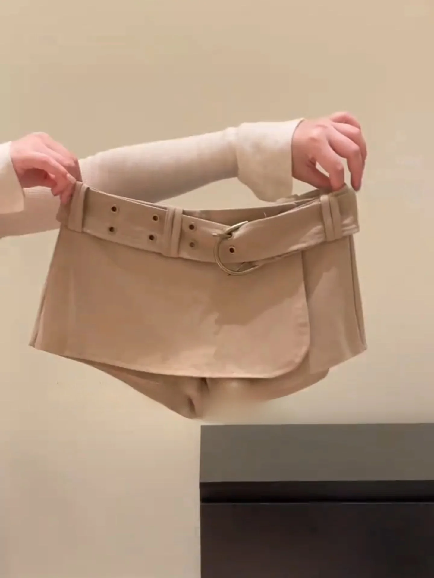 Ele Gentle Wind Summer Outfit Set da donna in due pezzi monospalla con gonna e pantaloni ort Ensemble Faionable And Sli