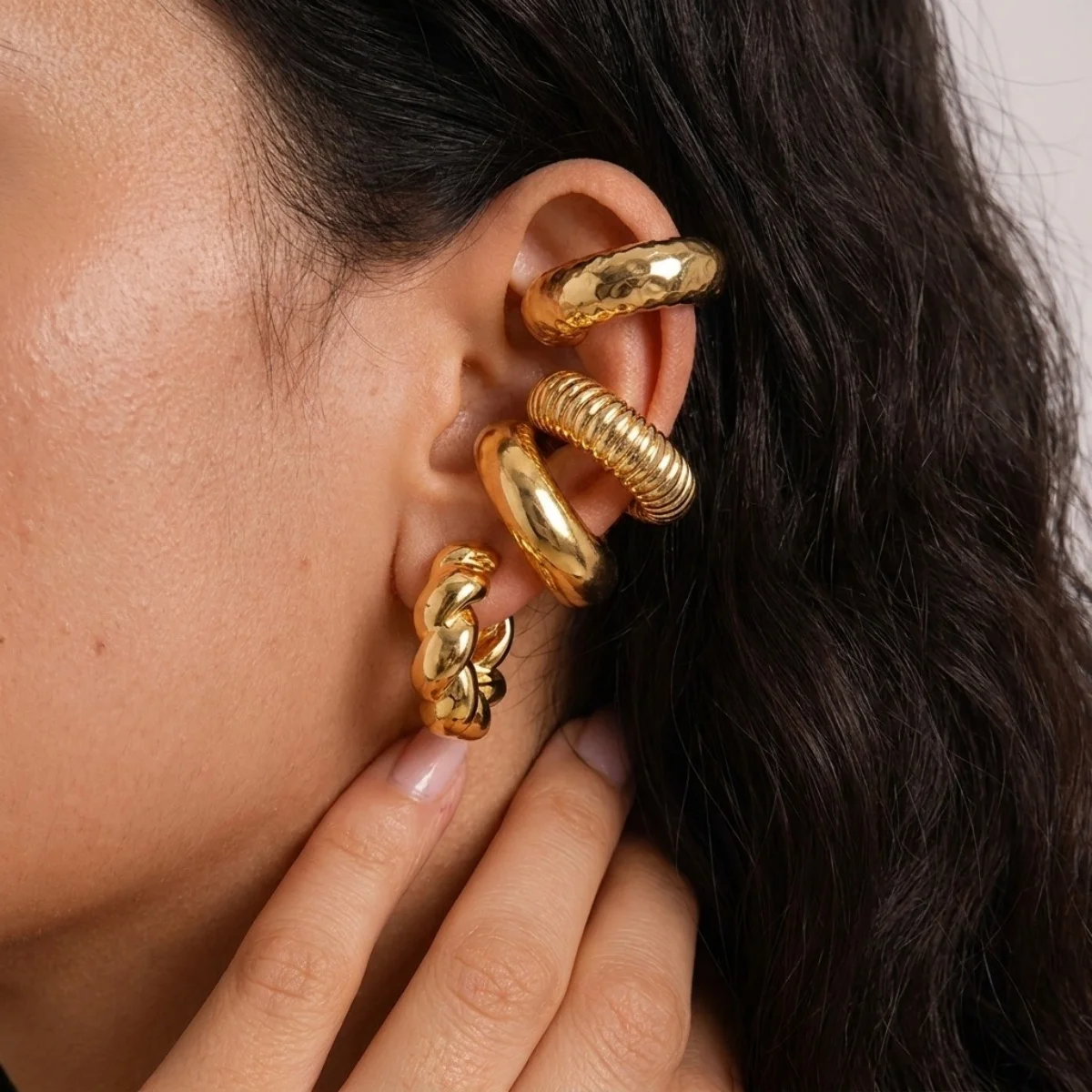 4 Stück/Set Street-Style, klobige, gehämmerte, verdrehte C-förmige Ohrklemmen, Ohrringe für Damen und Herren, ohne Ohrlöcher, glatte Ohrclips, Punk-Schmuck – Detail 4