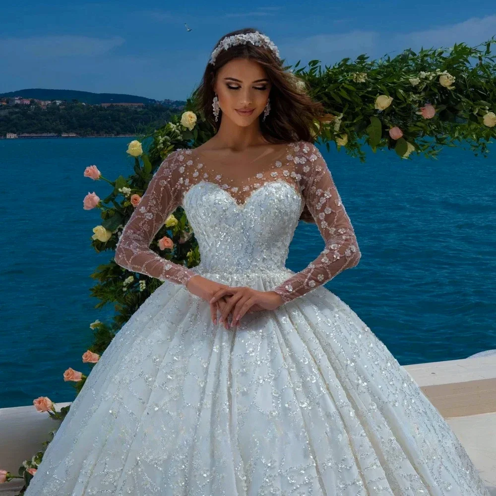 

Customized Luxury Ball Gown Wedding Dress Sweetheart Full Sleeve Applique Beaded Lace Bridal Gown Women Holidays Party Clothing